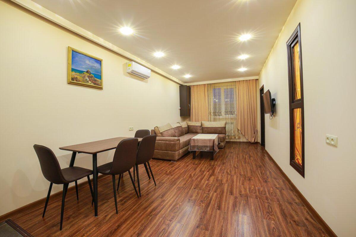 Best Apartments Jerevan Buitenkant foto